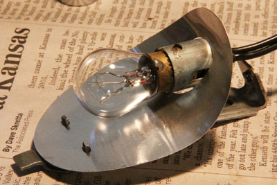 Reflector mounted on socket.